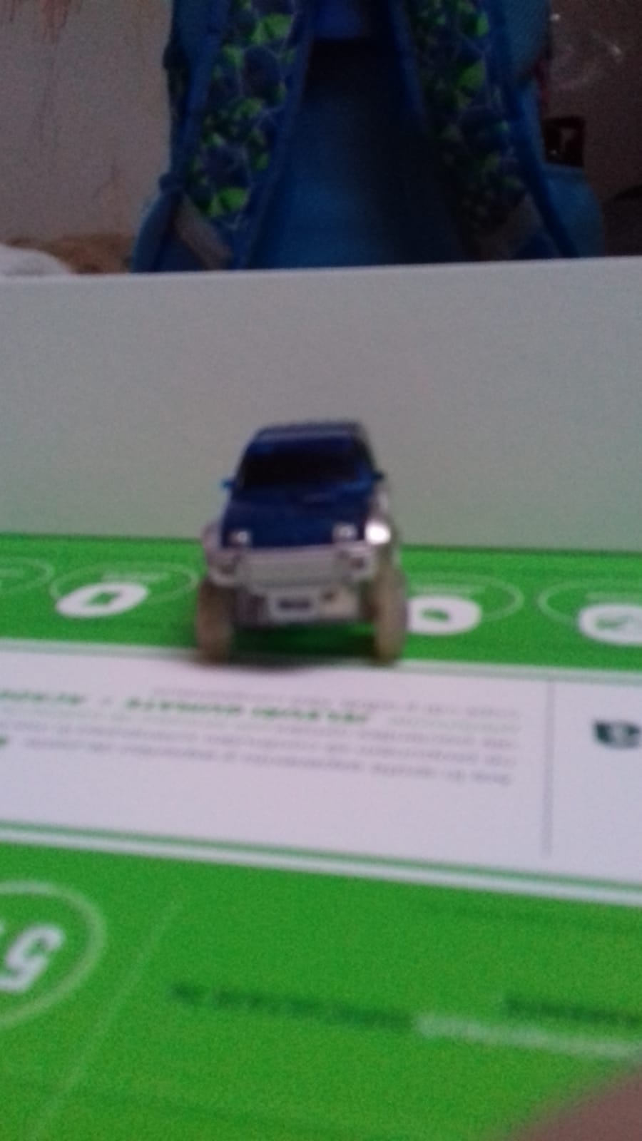 Blue Toy Off-Road Car - imagine 2